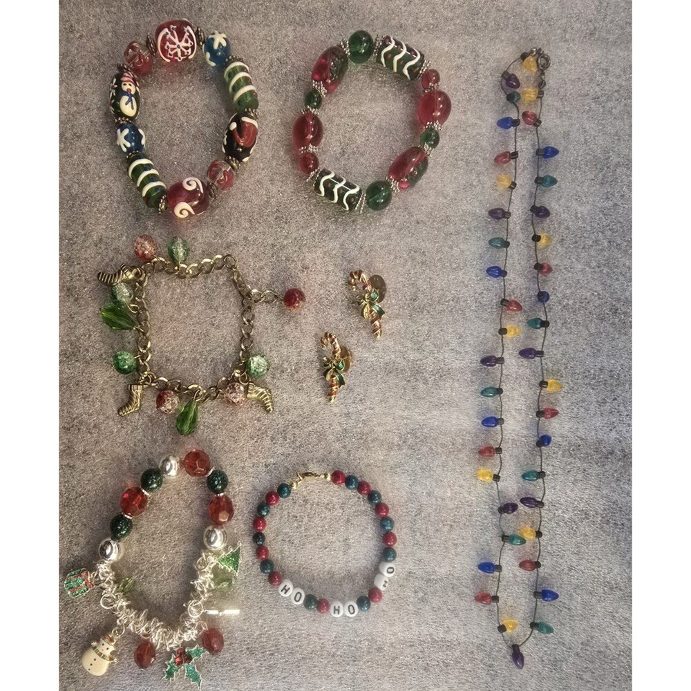 Christmas Holiday Jewelry 5 Bracelets 2 Pins 1 Necklace Vintage